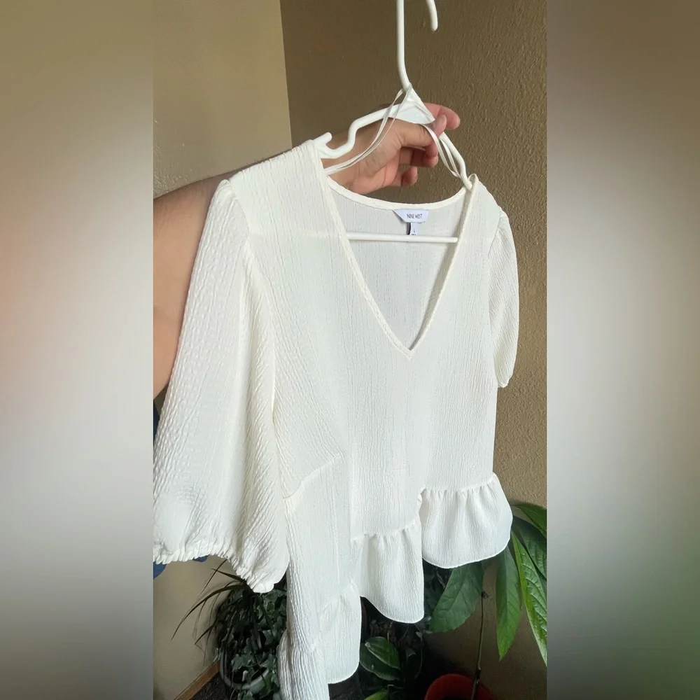 Nine West Cream Textured V-Neck Blouse - Picture 4 of 7